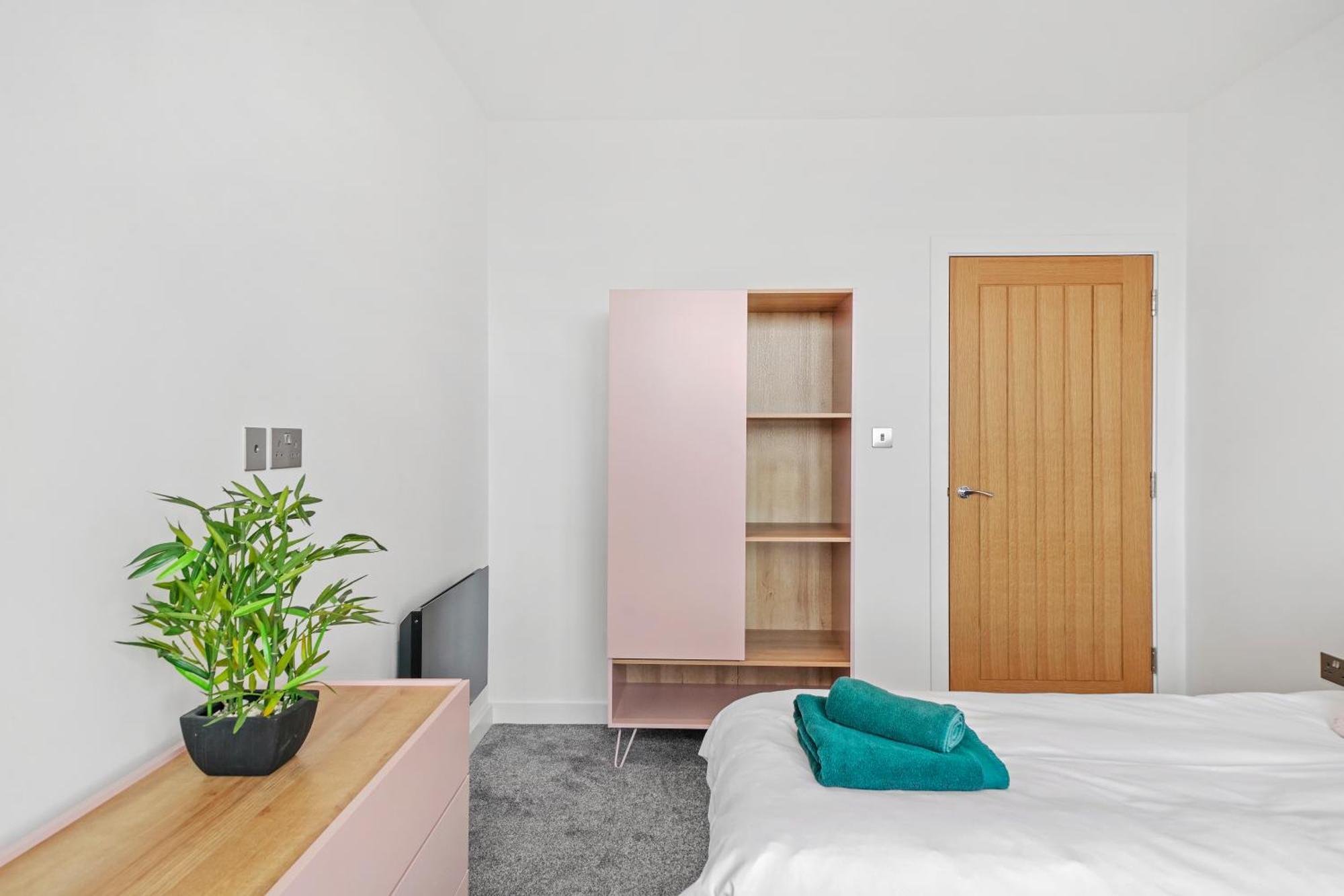 Retreat: Seaside Bliss In Ramsgate Appartement Buitenkant foto
