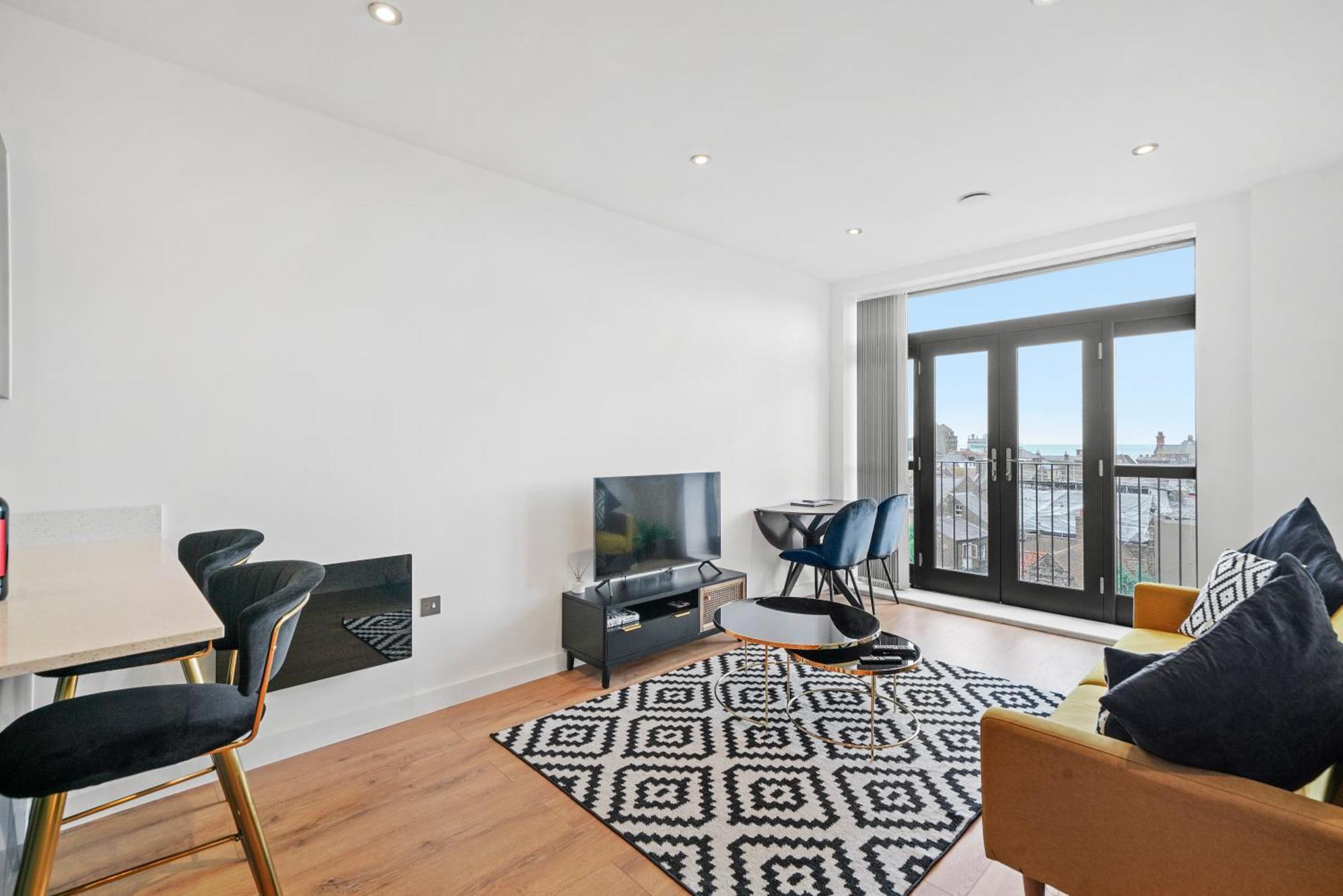 Retreat: Seaside Bliss In Ramsgate Appartement Buitenkant foto