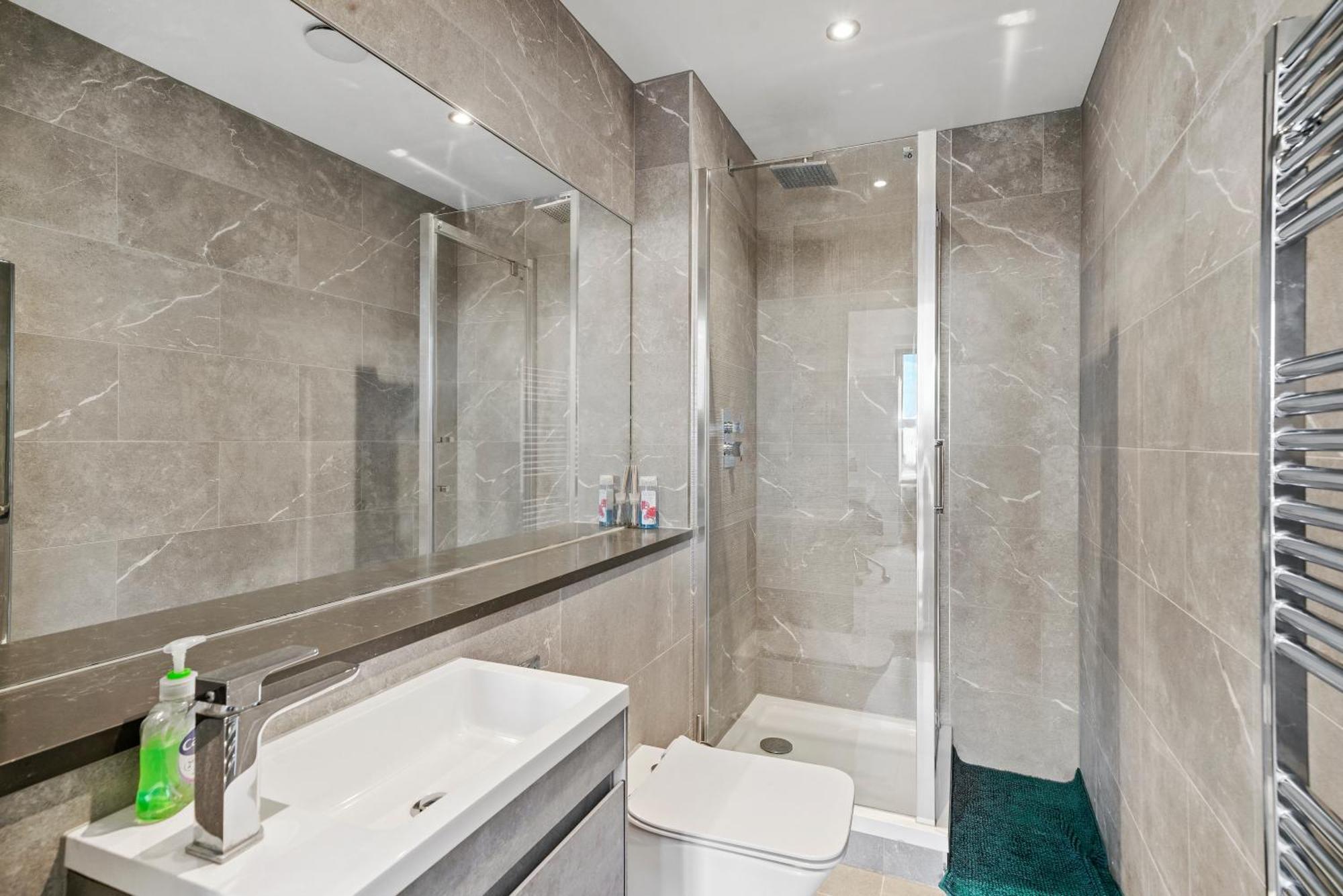 Retreat: Seaside Bliss In Ramsgate Appartement Buitenkant foto