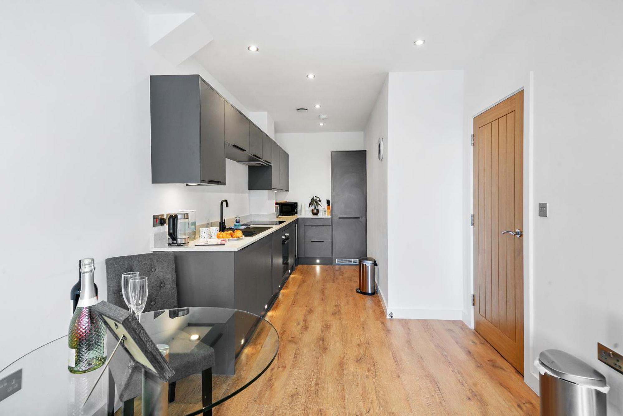 Retreat: Seaside Bliss In Ramsgate Appartement Buitenkant foto